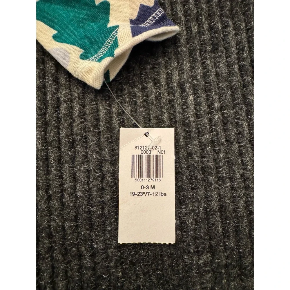 Old Navy Baby Bodysuit NWT 0-3M Long Sleeve Holiday Winter Cabin Tree Stars